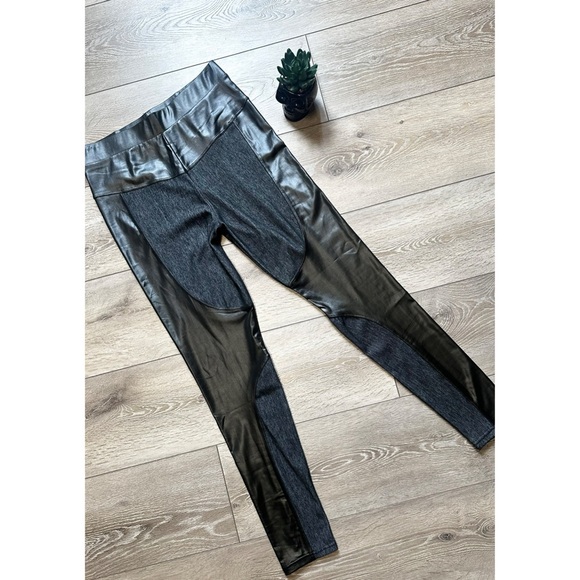 SR Pants - •SR• faux leather contrast moto leggings